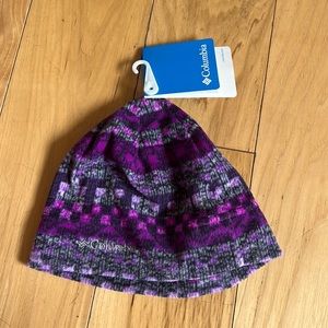 New with tags — Youth Columbia hat